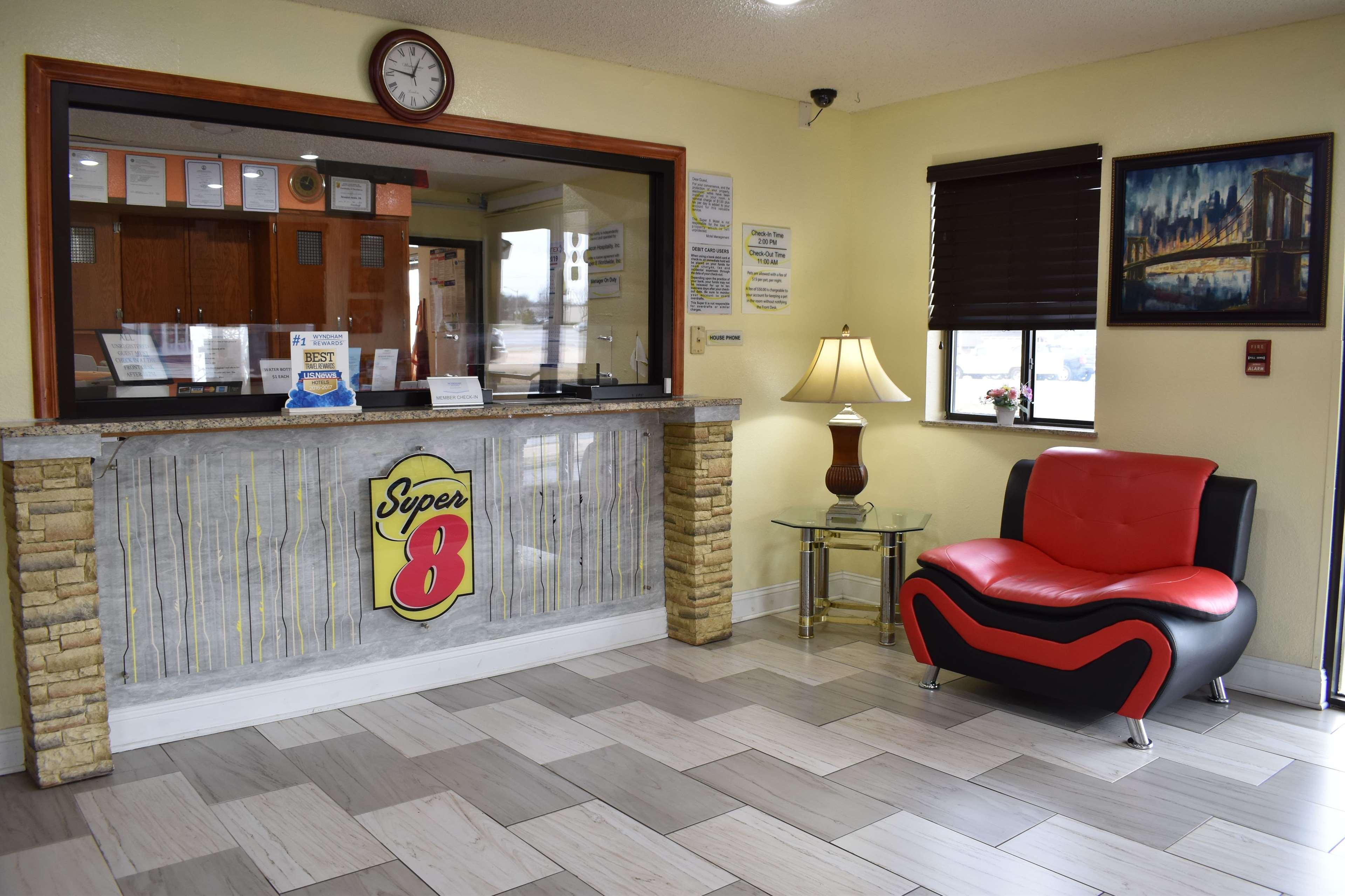 Super 8 By Wyndham Newport News/Jefferson Ave. Hotell Exteriör bild
