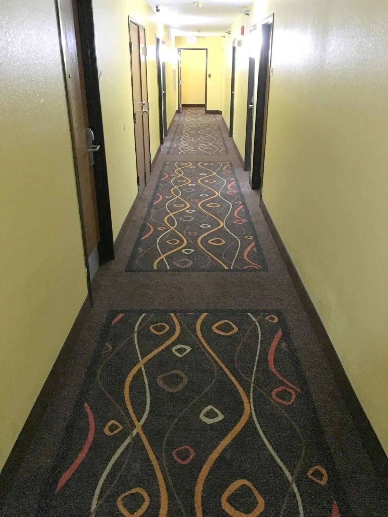 Super 8 By Wyndham Newport News/Jefferson Ave. Hotell Exteriör bild